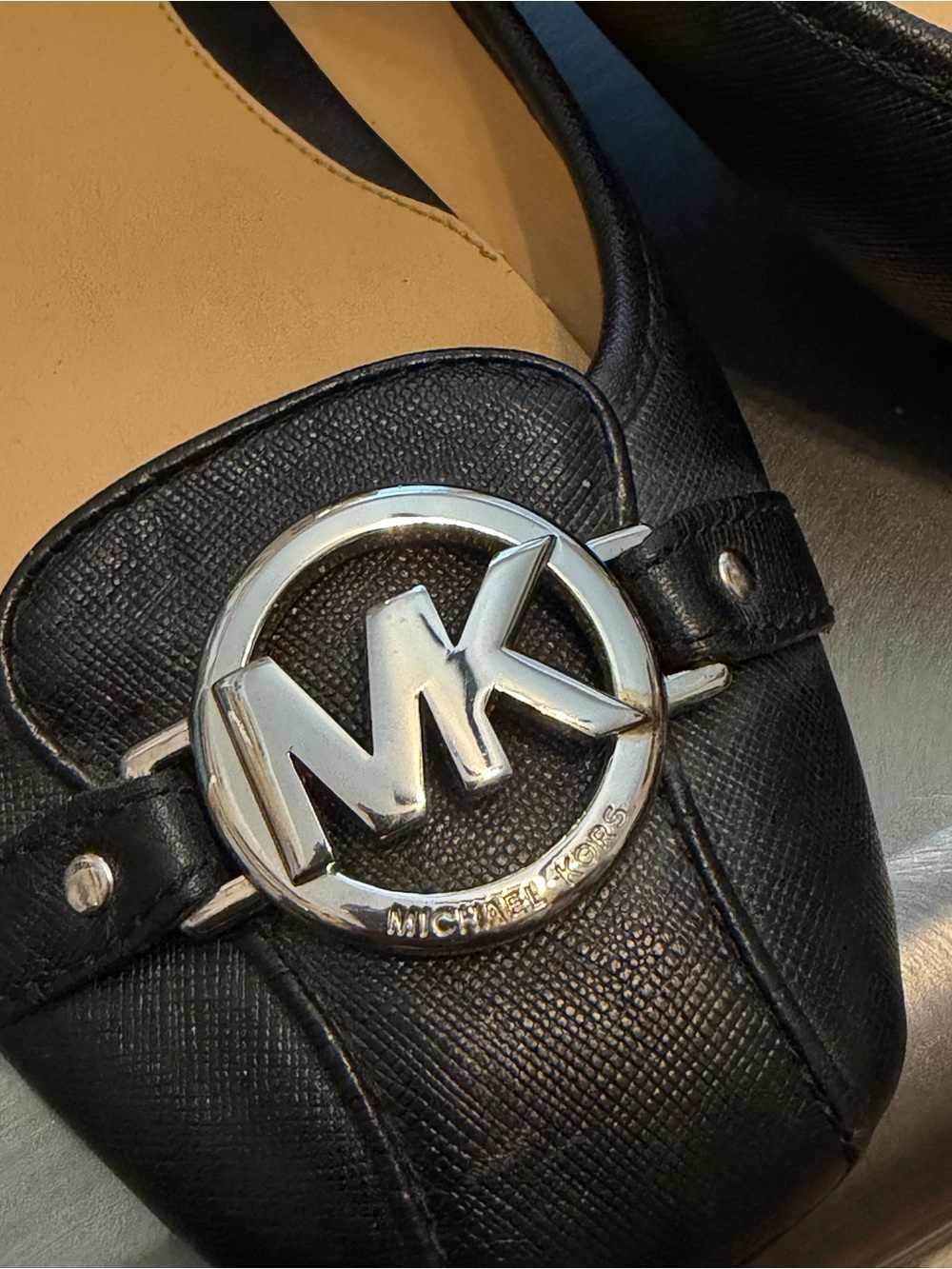 Michael Kors Black Leather Silver MK Logo Ballet Flats. Woman’s Size 11. - Picture 2 of 8